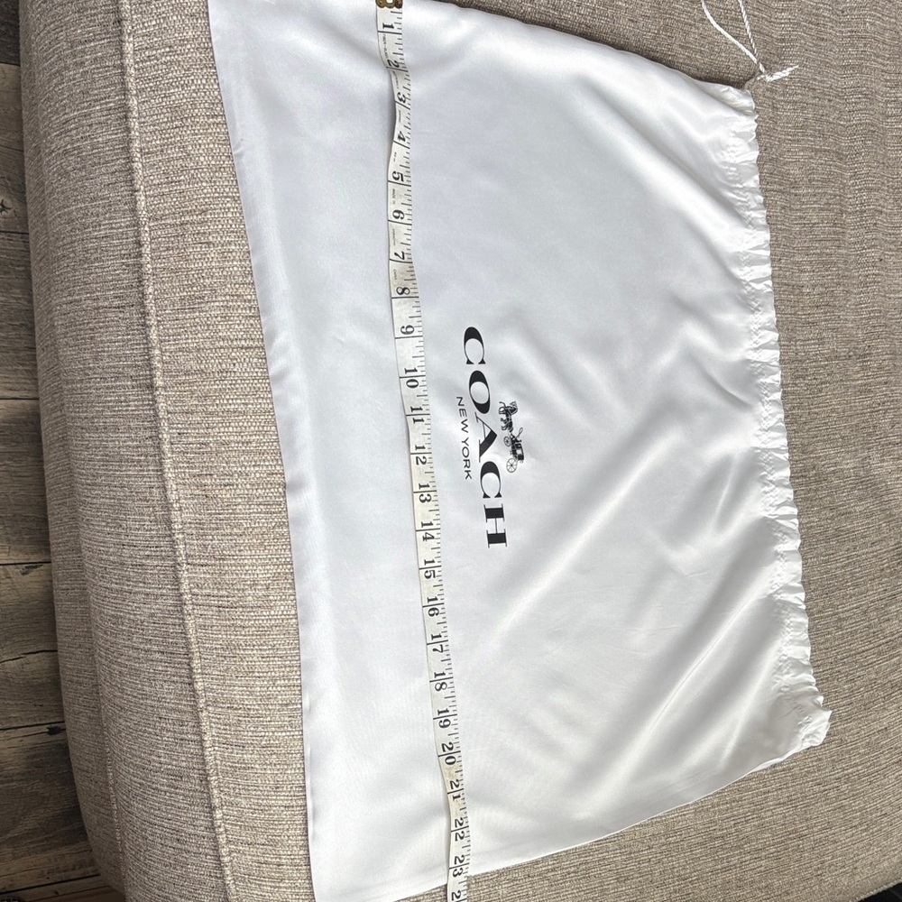 Coach White Drawstring Logo Dust Sack - Picture 7 of 7